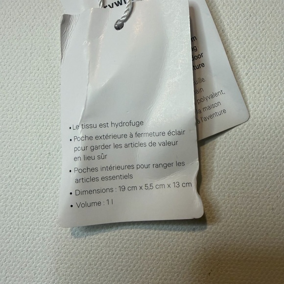 NWT LULULEMON MAROON EVERYWHERE BELT BAG 3D LARGE LOGO LIMITED EDITION 1L - Picture 7 of 7